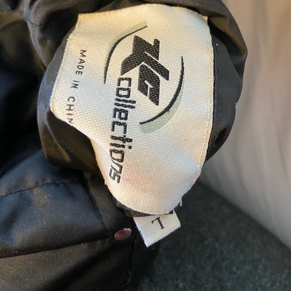 Black fuzzy vest - Picture 5 of 6